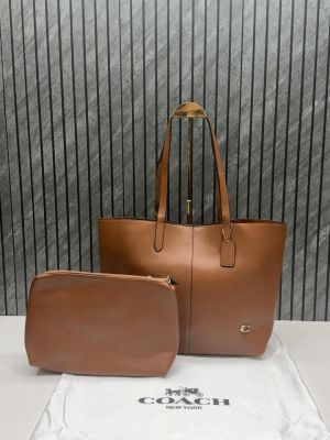 Coacchh Tan Brown North Tote With DustCover & Pouch 8203 Brown
