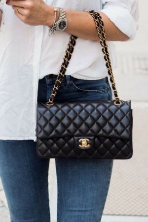 Channel jumbo shoulder bag with og box(68032 black)
