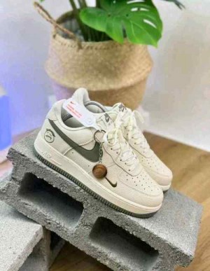 Nikee Airforce 1 Low Travis Scott Olive
