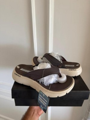 Skecher GoWalk Brown 322