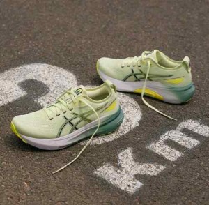 Asicsss GEL-KAYANO 31 COOL MATCHA