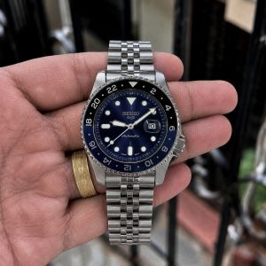 Seiko Sports Quartz Men watch