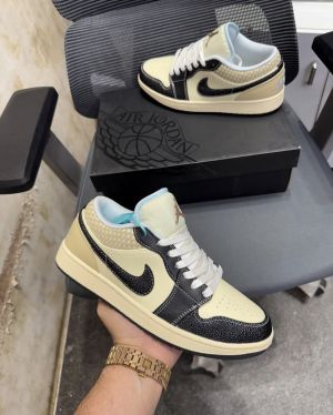 Nikke Air Jordan 1 Low SE Coconut Milk