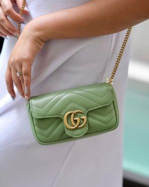 Guccci GG Marmont Mini Matelasse Shoulder Bag With OG Box & Dust Bag (Green - 909)