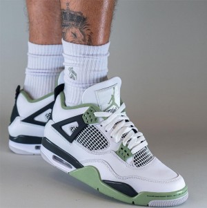 Air Jordan 4 Seafoam