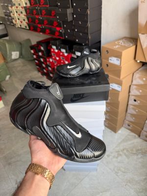 Nikk e Air Flightposite OG Carbon Fiber Black
