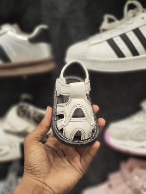 ChuChu sandal