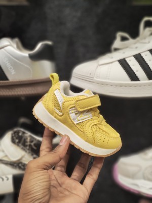Sneakers Yellow