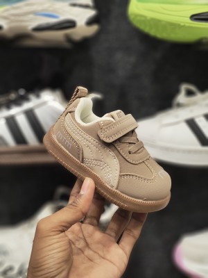 Sneakers Khaki