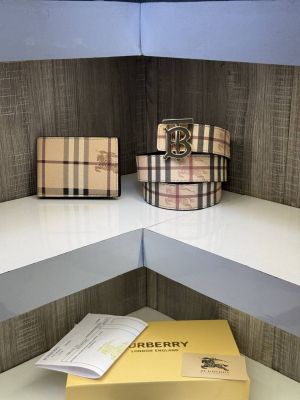 Burberr Wallet Combo with original packing