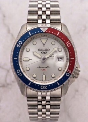 Seik o 5 Pepsi Automatic Japanese movement operated via cell