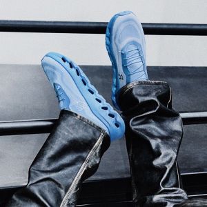 On Cloud Running Tilt Loewe Forever Blue (1110. SALE