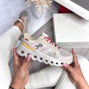 On Cloud Runner 2 x Walkgood Sale 