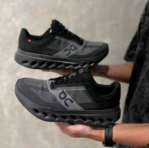 On Cloud Surfer Next Black 2175