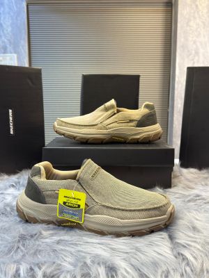 Ske.cher -men-relaxed-fit-respected-fallston-fix slip-on-extra-wide-widt