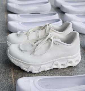 On Cloudmonster Hyper PAF White