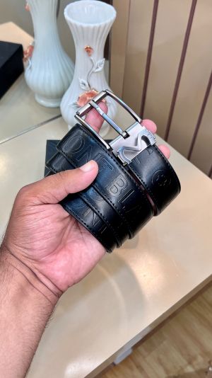 MONT BLAN_C PREMIUM QUALITY IMP EMBOSSED REVERSEABLE BELT WITH OG BOX