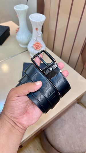 MONT BLAN_C PREMIUM QUALITY IMP EMBOSSED REVERSEABLE BELT WITH OG BOX