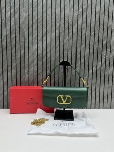 Valentinno Loco Large ShoulderBag With OriginalBox & DustCover