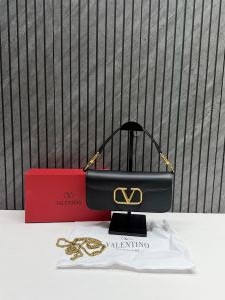 Valentinno Loco Large ShoulderBag With OriginalBox & DustCover