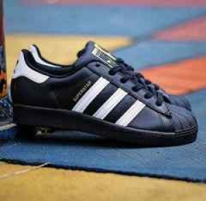 Adidass Superstar Black White