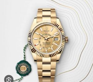 SKY DWELLER STORE ARTICLE Champion gold full goldenbelt.