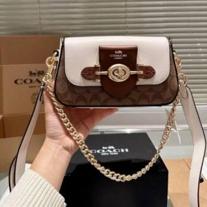 Coaach_brie sling bag premium quality with box