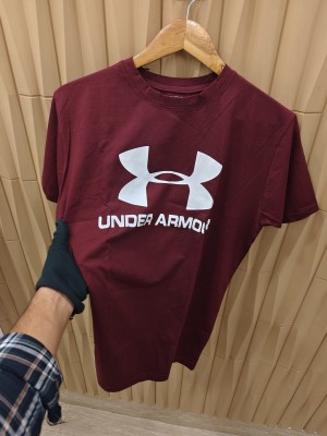 round neck tshirt half maroon