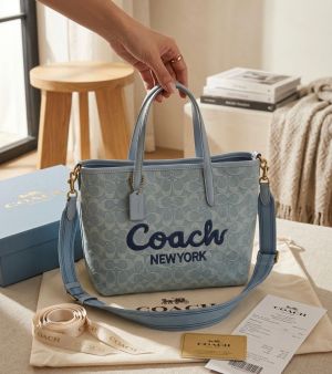 Signature City Tote Bag DusBag 6274