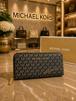 Michael kor Womens Wallet Black colour (106)