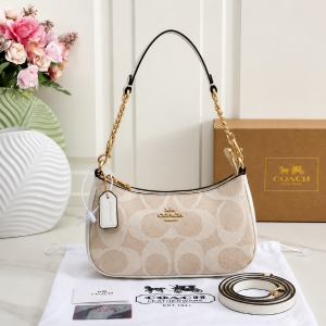 Coacch Teri Shoulder Bag Premium Quality With Box Dustbag SlingBelt Bill Card