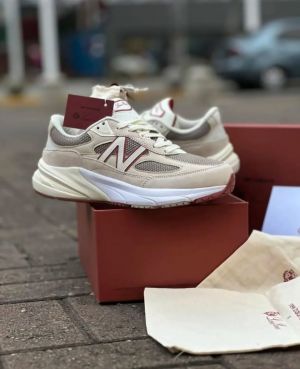 Loro piana x Neww Balance 990 beige
