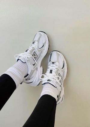 NEWW BALANCE 530 WHITE NAVY