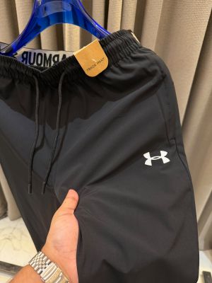 Under Armou Track Pants Black