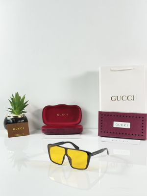 GG 7110 Black Yellow