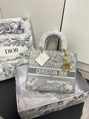 Diior_lady embroidary lady bag with og box(tiger)