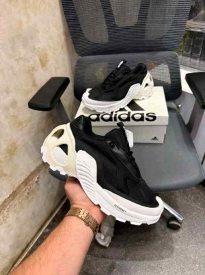 adiddasss wonder edge runner black beige white 2025