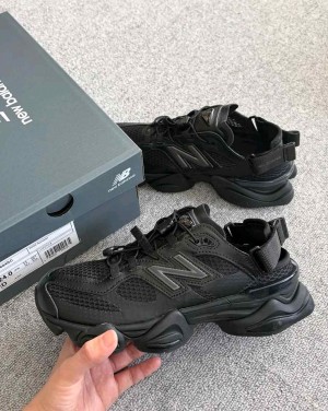 New Balancee 9060 Mule Black  2656