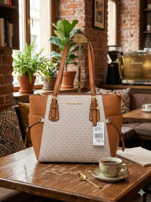 Mk tote with dust cover premium quality