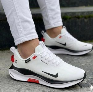 Nikke ReactX Infinity Run 4 GTX running shoes