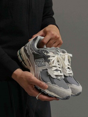 New Balancee 2002R Protection Pack Rain Cloud 1147