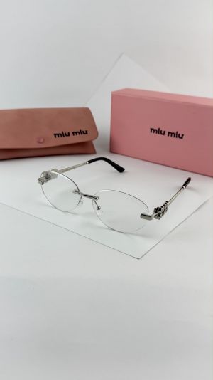 MiU MIU_Silver_plano_1025