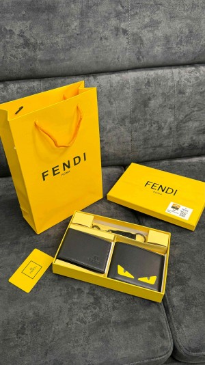 Fendd_i premium wallet combo wid og box & accessories