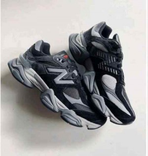 NEW BAL 9060 black castle rock