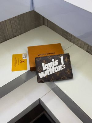 Loui Vuitton Monogram Flower Wallet ( With OG Box & Card ) 