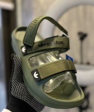 Adii.das--Lightweight-Velcro-Sport-Sandals-green
