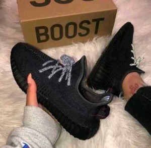 Adidaass yeezy 350 v2 black lace reflactive Premium semi ua for her