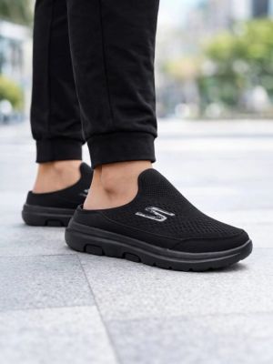 Skecherr.s Go-Walk Slip-on Black 535