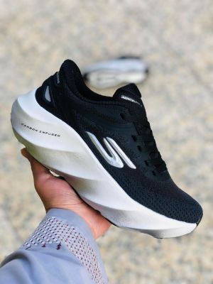 WMNS Skecheers Go Run Aero Burst For Her