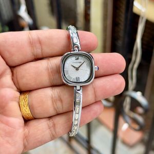 SWAROVSK KI CRYSTAL LADY PREMIUM QUALITY 852